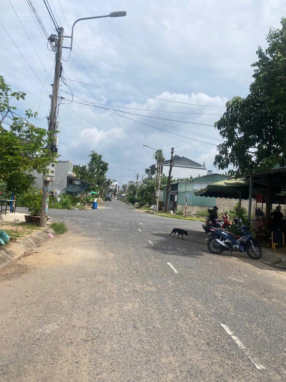 Bán nền đất khu dân cư Thái Sơn Long Hậu giá 2tỷ150 diện tích 100m2 hướng Bắc